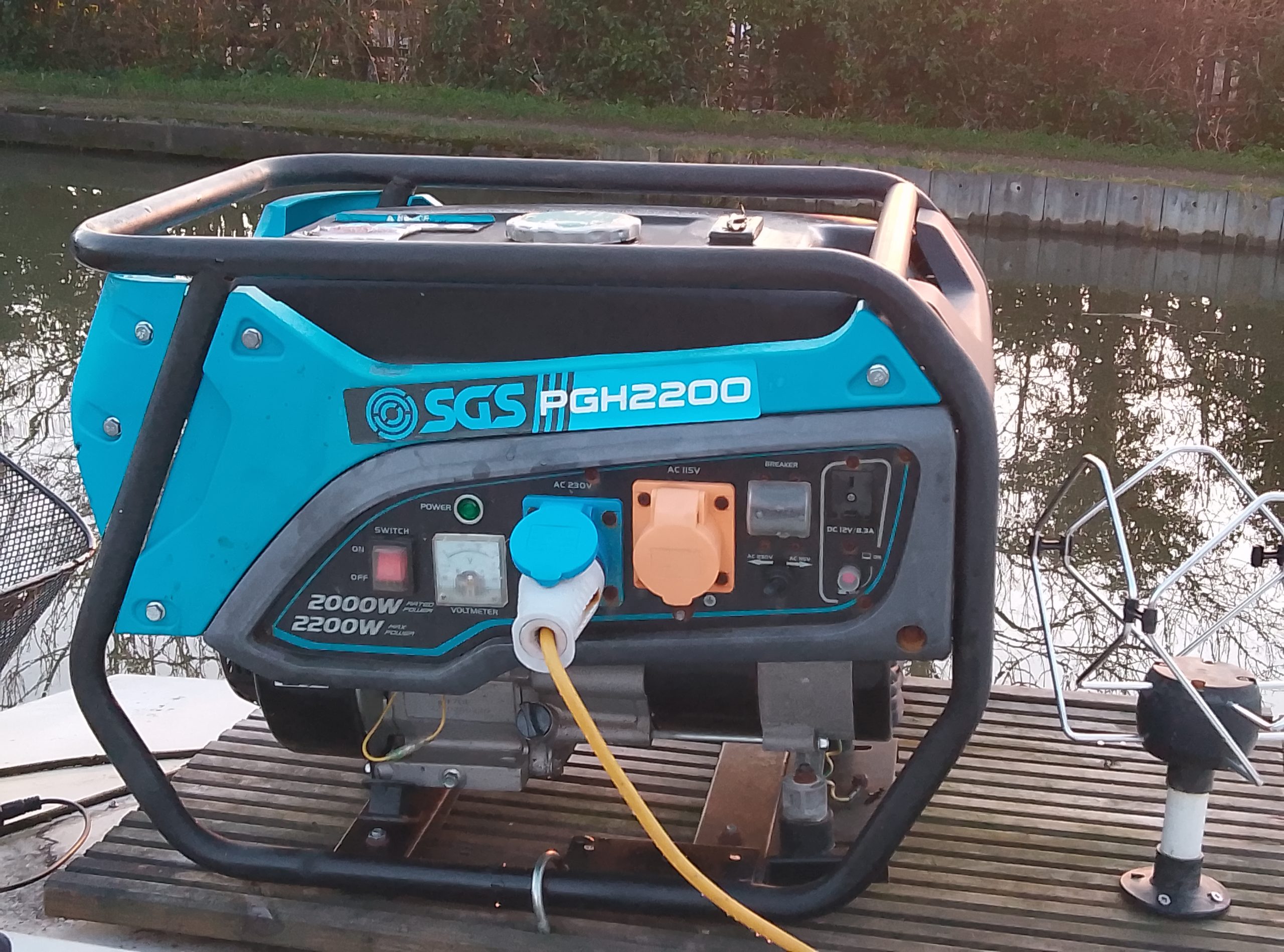 How to be a good boat neighbour